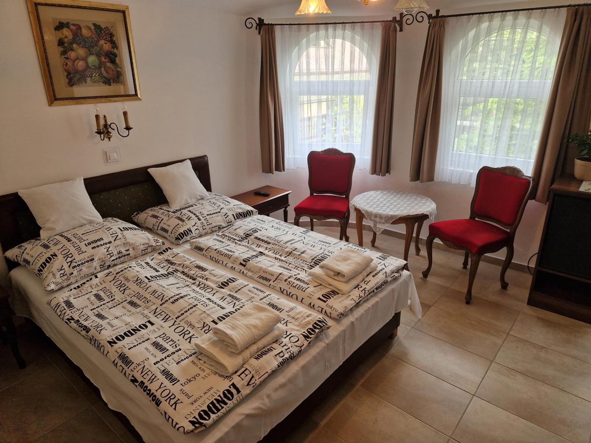 Hotel Andrea Panzió Keszthely Habitación foto