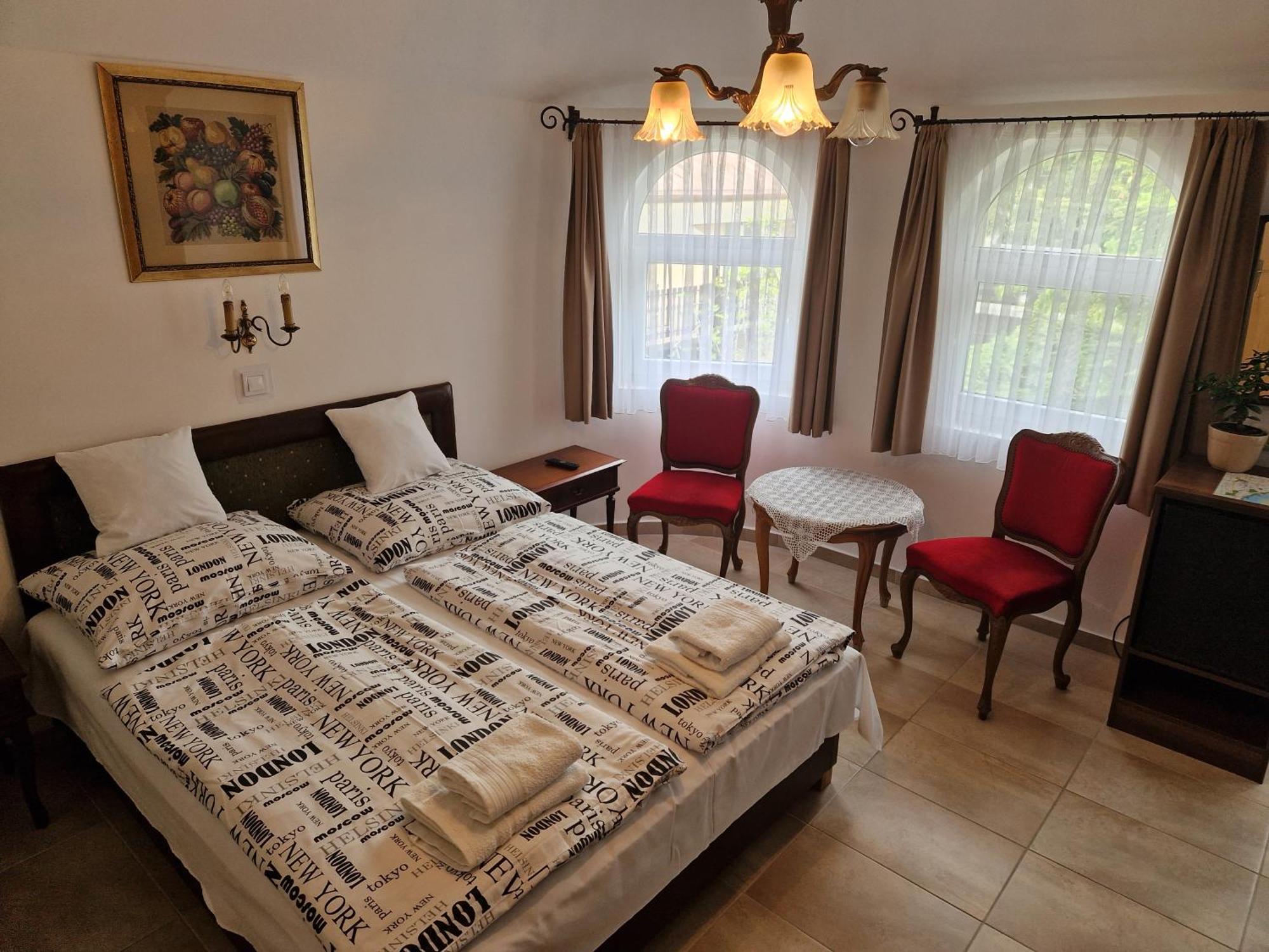 Hotel Andrea Panzió Keszthely Habitación foto