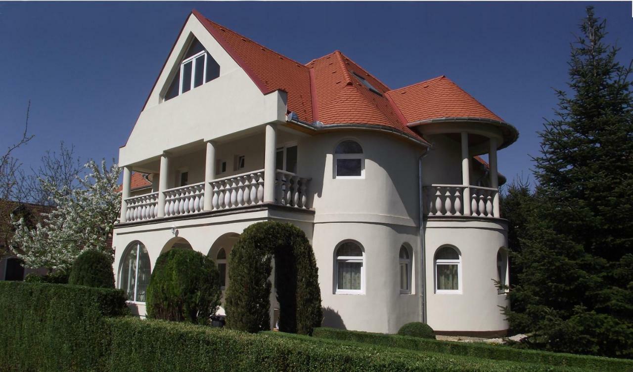 Hotel Andrea Panzió Keszthely Exterior foto